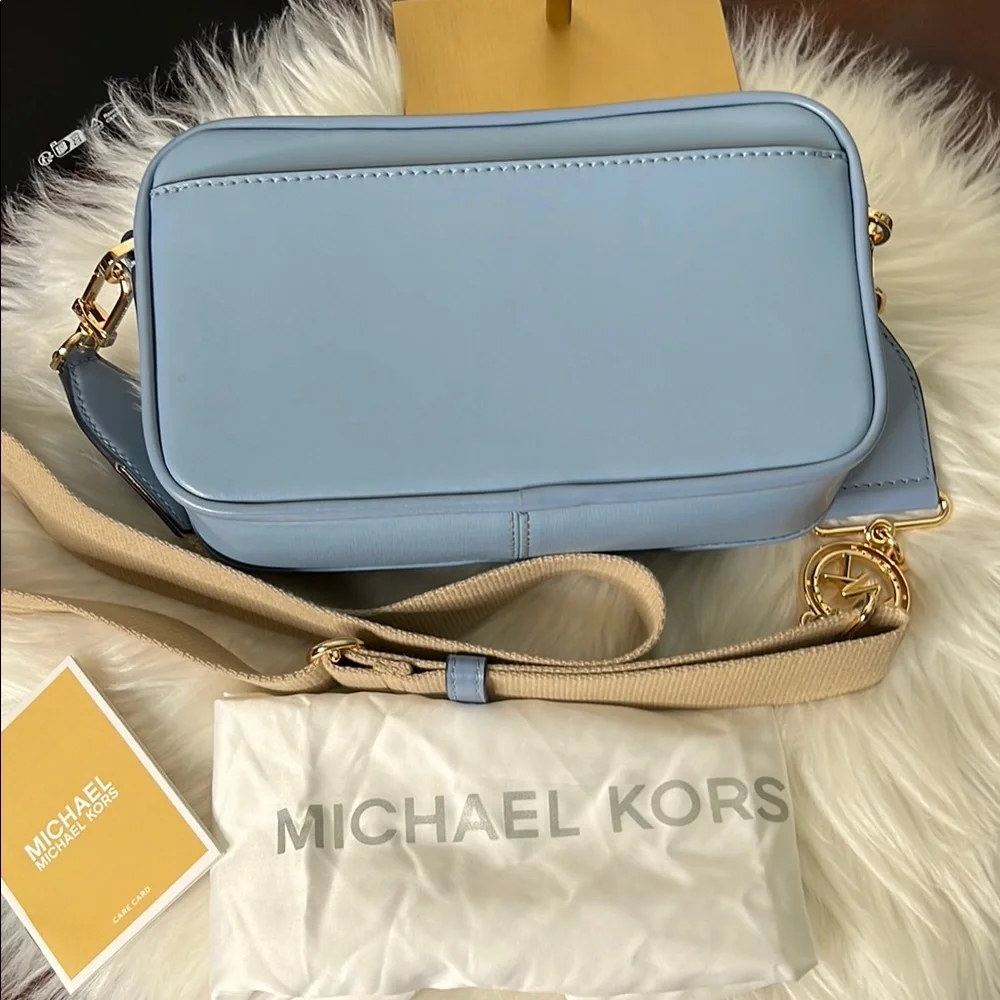 Michael Kors Bradshaw Medium Leather Pocket Camera Crossbody NWOT Dust Bag - Picture 6 of 17